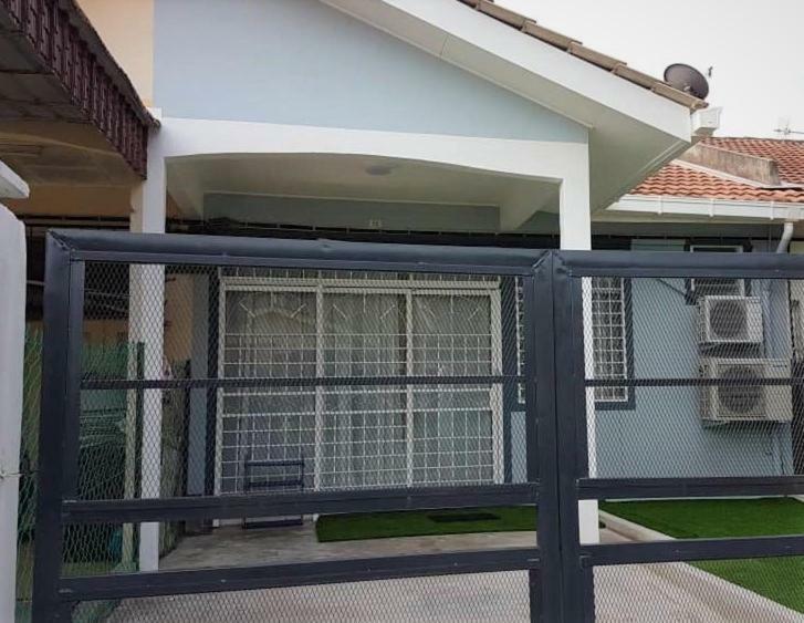 The Serene Homestay, Port Dickson Dış mekan fotoğraf